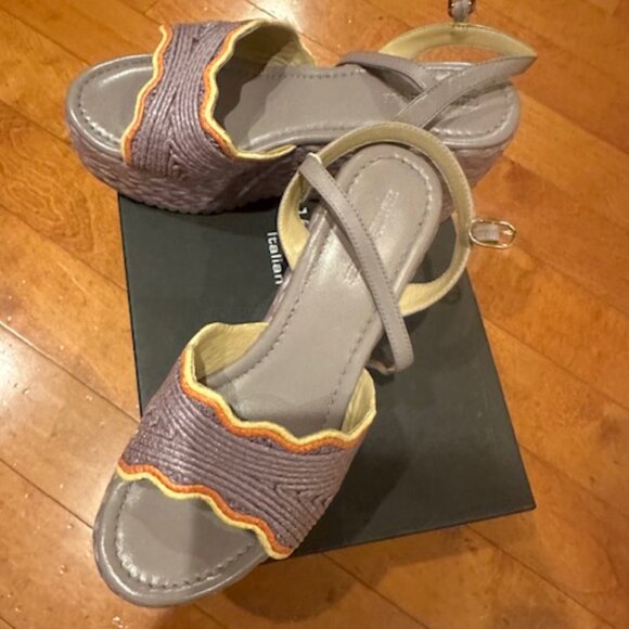 Emanuelle Vee raffia espadrilles, Italian Size 39, US 8.5, new with box - Picture 4 of 5